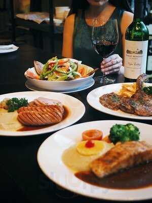 ร้านโอ็คไวน์วัลเล่ย์