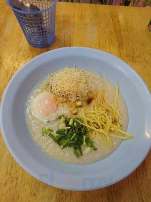 โจ๊กเต็มทอง