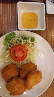 ยำแซ่บ สาขา เซนทรัล เวิร์ลด์