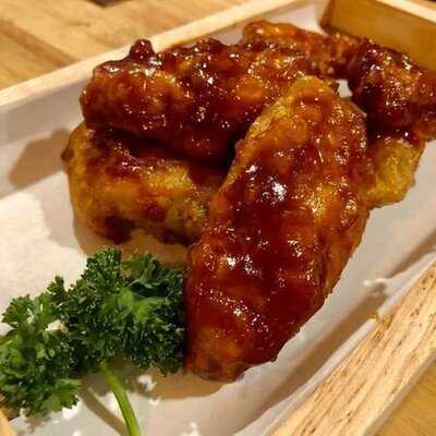 Lick Lips Bistro X Grill Bar