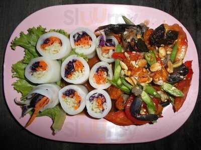 สุขสิบสาม 