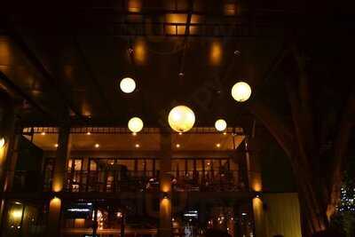 บางกอกบราสผับแอนด์เรสเตอรองท์