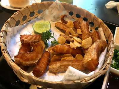 เกรฮาวด์ คาเฟ่ สาขา ลา วิลล่า