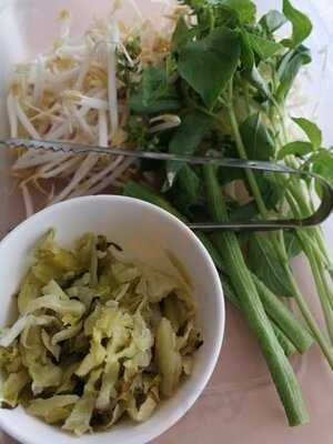 ร้านอาหาร ขนมจีนเทวดา