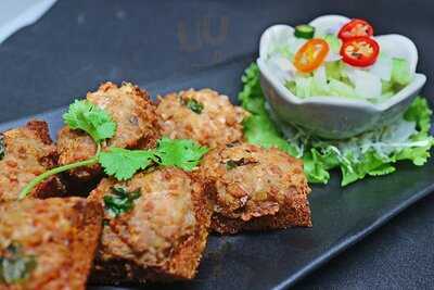 ร้านอาหารออมทอง