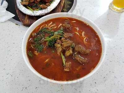 ร้านอาหารจีนเสฉวน (เดอะสตรีท รัชดา)