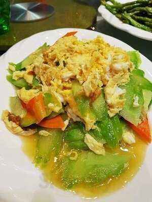 ร้านอาหารจีนเสฉวน (เดอะสตรีท รัชดา)