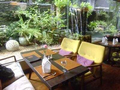 ซิทรินบาร์แอนด์เรสเตอรองท์