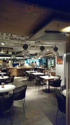 The Raw Bar Thonglor