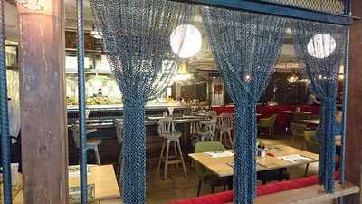 The Raw Bar Thonglor