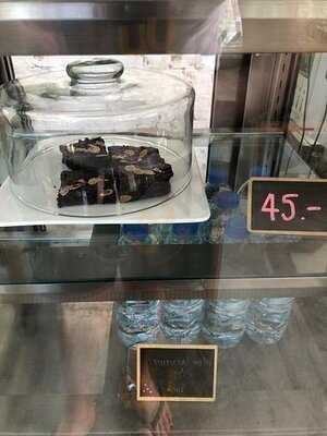 The Pine Farm & Cafe