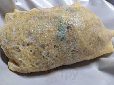 พี่เล็กผัดไทยเตาถ่าน