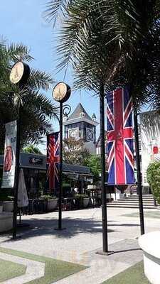 The Castle Pickadaily