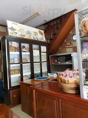 ร้าน ข้าวเหนียวมูน ก.พานิช