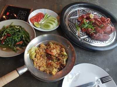 เซเว่น เฟลเวอร์ส