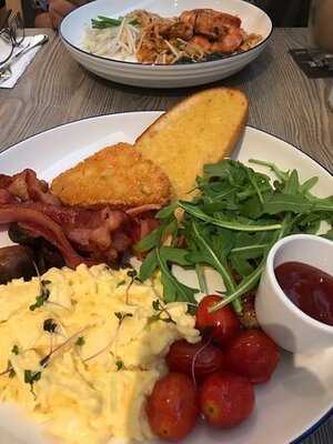 The Coffee Club - Thonglor