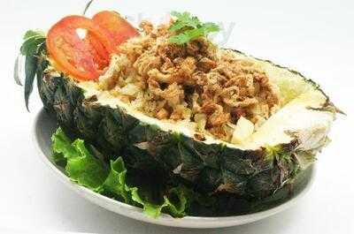 ก๋วยเตี๋ยวไข่ย้อนยุค