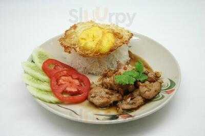 ก๋วยเตี๋ยวไข่ย้อนยุค