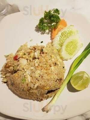 ร้านอาหาร อัพทูยู