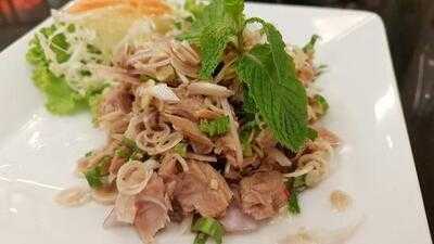 ก๋วยเตี๋ยวไก่แม่ศรีเรือน