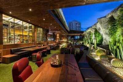 Kukkuuk Yakiniku Cafe