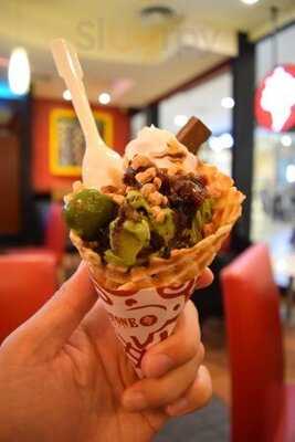 โคลด์สโตนครีมเมอรี่ ร้านไอศกรีม