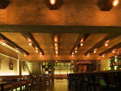 Krung Siam Thai Restaurant And Bar