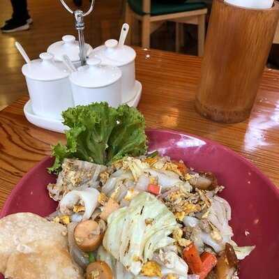 บ้านหญิง