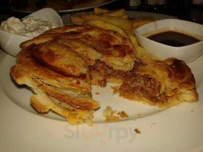 Tenderloins Sports Bar & Steak House - Pattanakarn 30