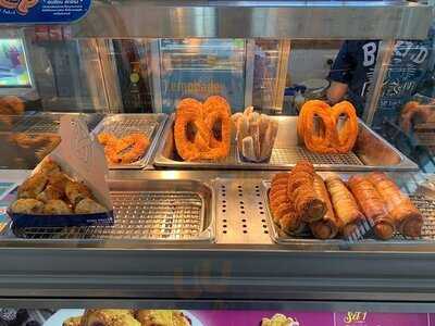 Auntie Anne’s