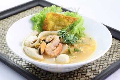 ข้าวมันไก่เบตง สาขา ฟอร์จูนทาวน์