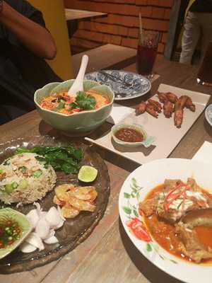 ร้านภูเก็ตทาวน์