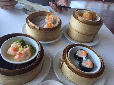 ดิ เอมเพอเรอร์