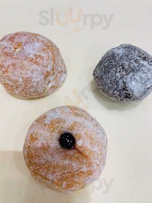 ดังกิ้นโดนัท