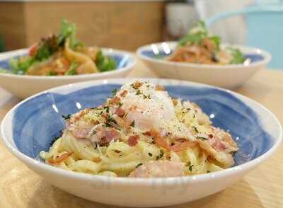 Paper Meal Takeaway & Cafe