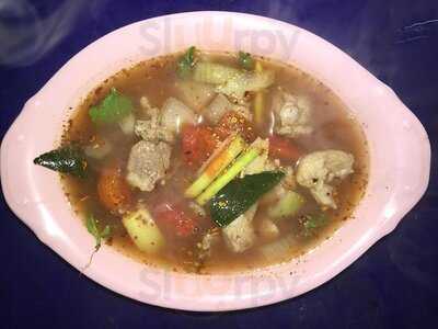 ร้านอาหาร ลิขิตไก่ย่าง