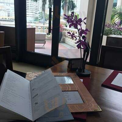 เดอะล็อบบี้