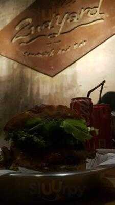 2ndyard Sandwich And Bar