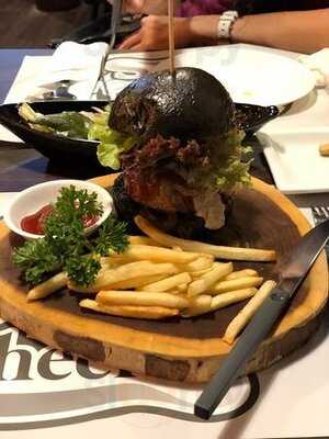 Cheers Station Onnut