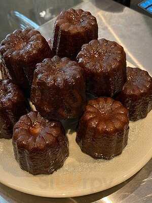 Entree Coffee & Brunch