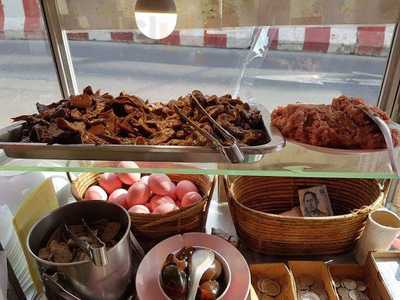 โจ๊กเจ้หมวยเกี้ย อากงส่งเสริม