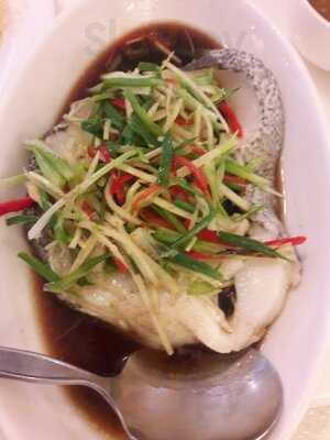 ภัตตาคารอาหารจีน ก๊วยเอี่ยวไถ่