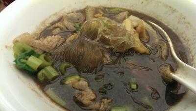 ร้านอาหาร ซู้ดนู้ดเดิ้ล