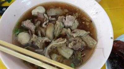 กิ่งเพชร ร้านก๋วยเตี๋ยว