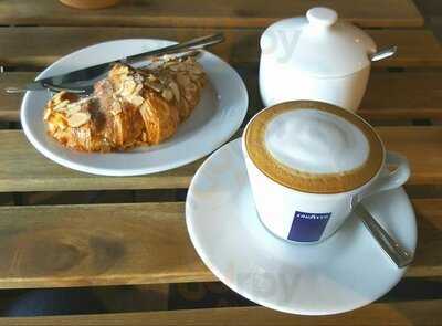 เกรทเอิร์ธ อะคาเดมี่