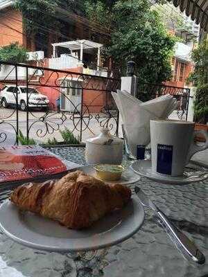 เกรทเอิร์ธ อะคาเดมี่