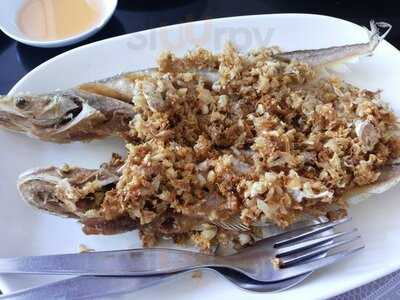 ร้านอาหาร วิเศษไก่ย่าง