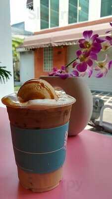 Sugar Plump! Ice Cream Shop