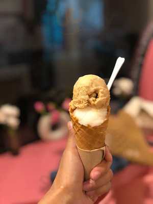 Sugar Plump! Ice Cream Shop