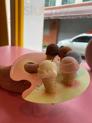 Sugar Plump! Ice Cream Shop